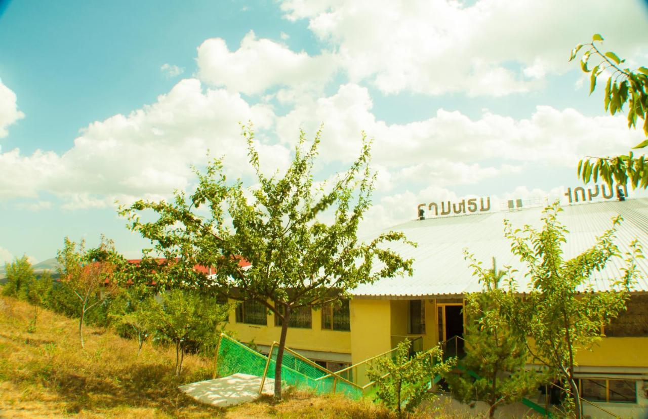 Vosku Ashxarh Hotel Tsaghkadzor Exteriör bild